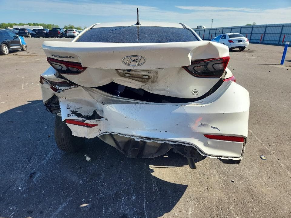 2021 HYUNDAI ACCENT SE 6