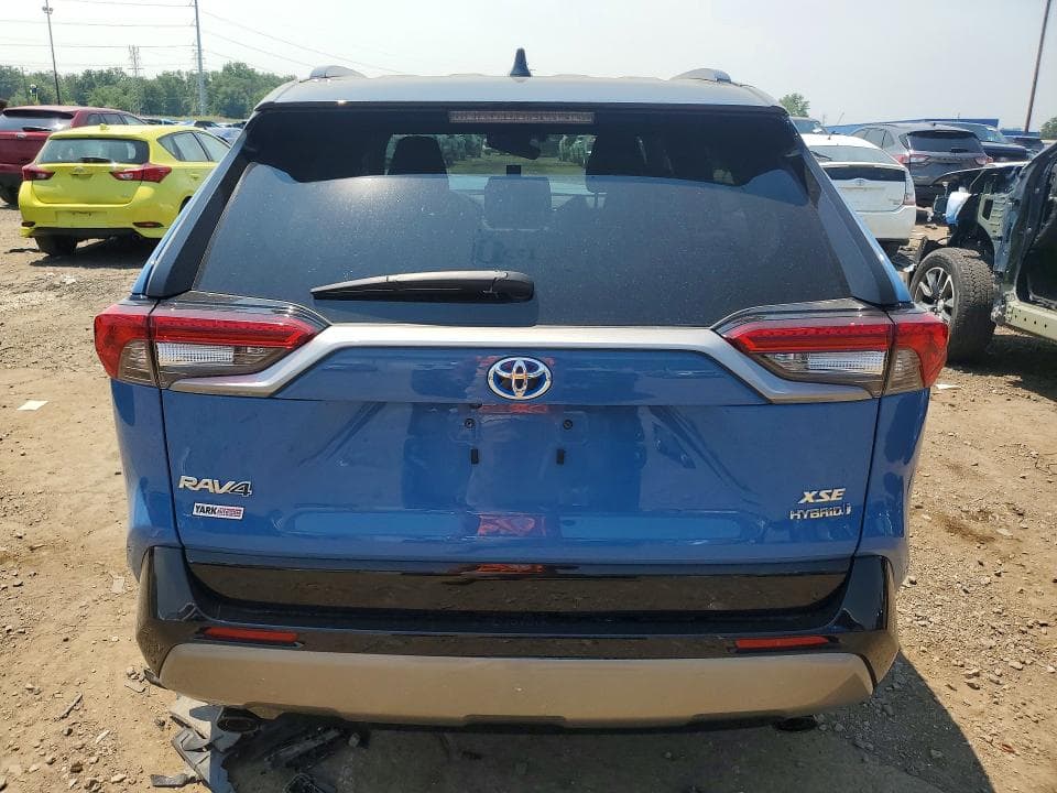 2024 TOYOTA RAV4 XSE 6