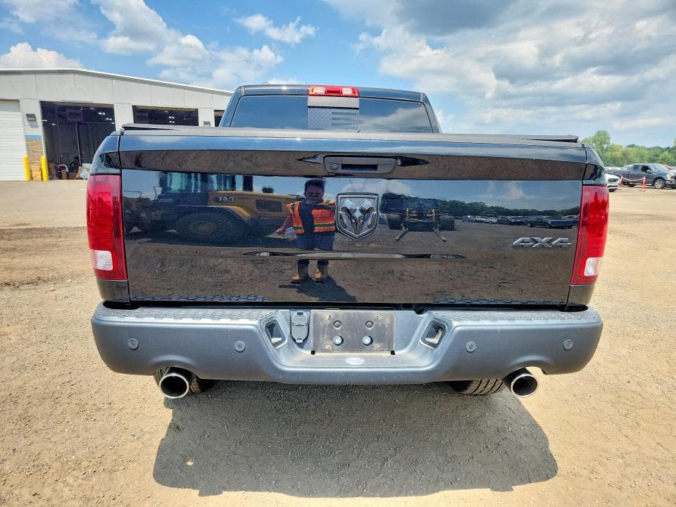 2020 RAM 1500 CLASSIC WARLOCK/SLT 6