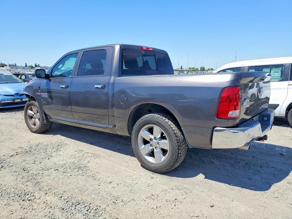 2017 RAM 1500 SLT 2