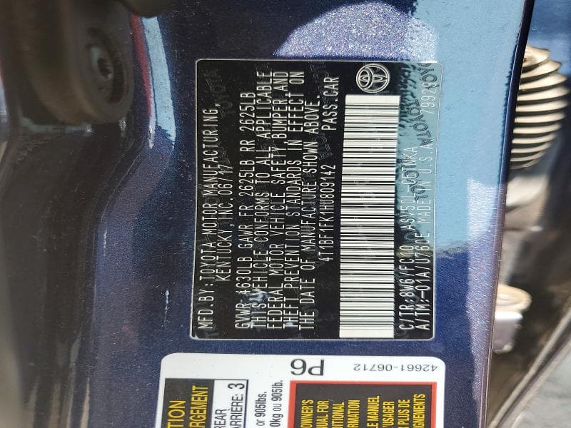 2017 TOYOTA CAMRY LE 13