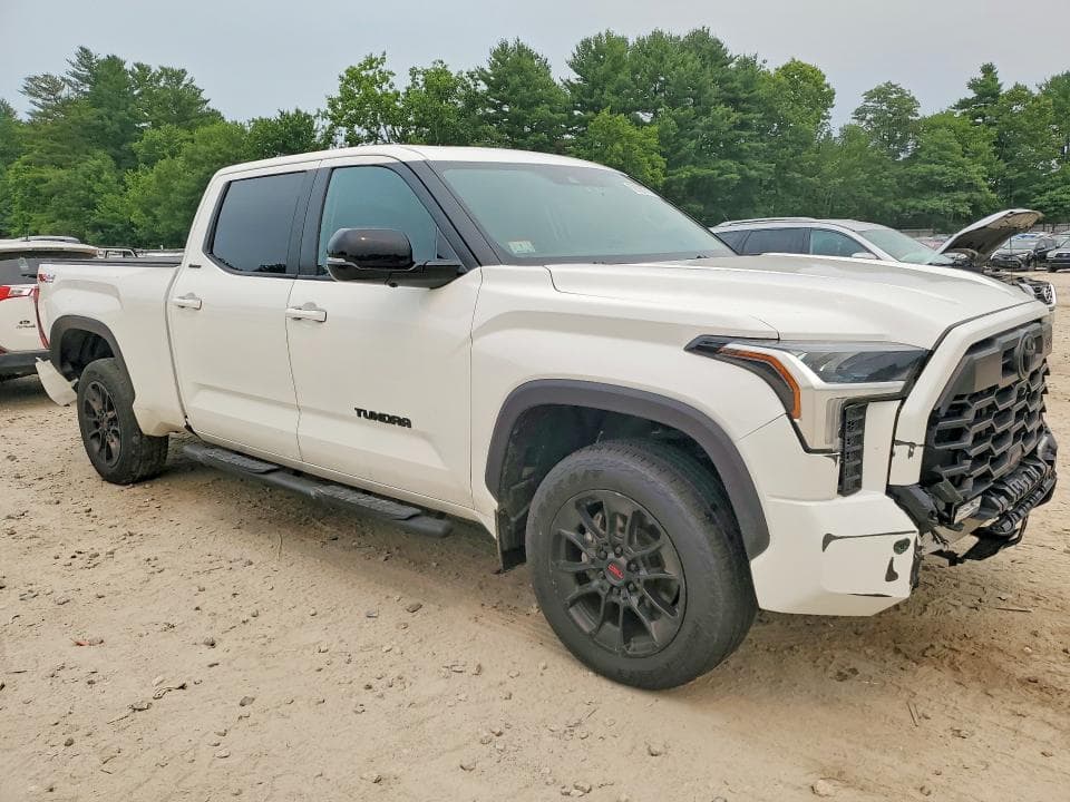 2024 TOYOTA TUNDRA LIMITED 4