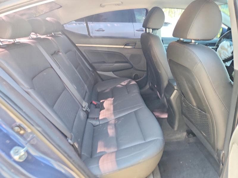 2018 HYUNDAI ELANTRA SEL 10