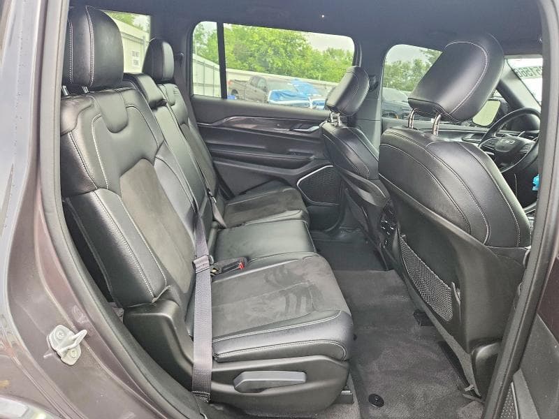 2022 JEEP GRAND CHEROKEE L LAREDO 11