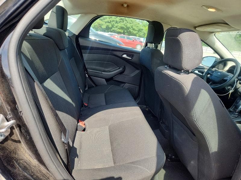 2018 FORD FOCUS SE 10