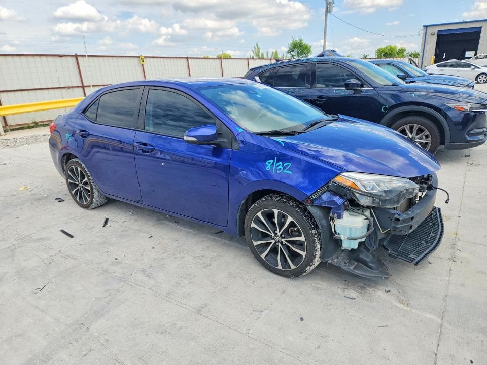 2018 TOYOTA COROLLA SE 4