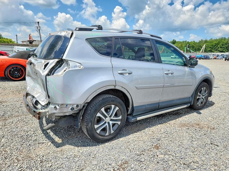 2017 TOYOTA RAV4 LE 3