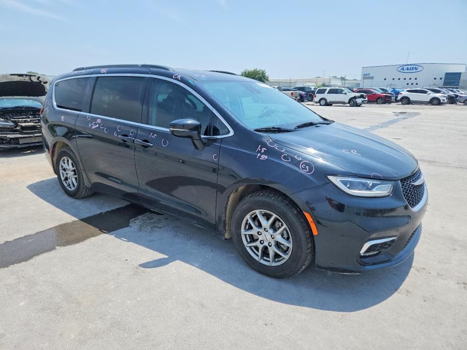 2021 CHRYSLER PACIFICA TOURING 4