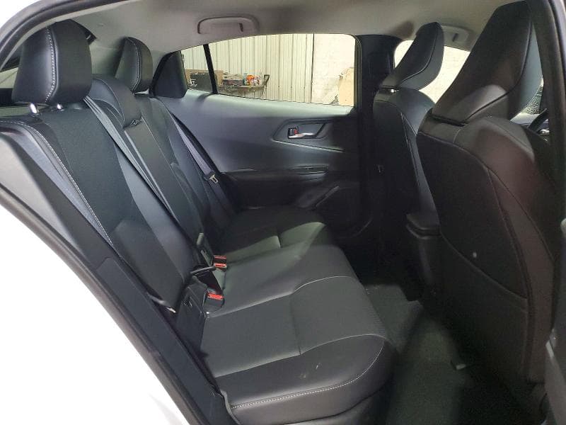 2024 TOYOTA PRIUS XLE 10