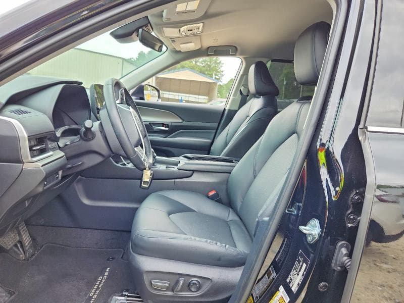 2025 TOYOTA GRAND HIGHLANDER XLE 7