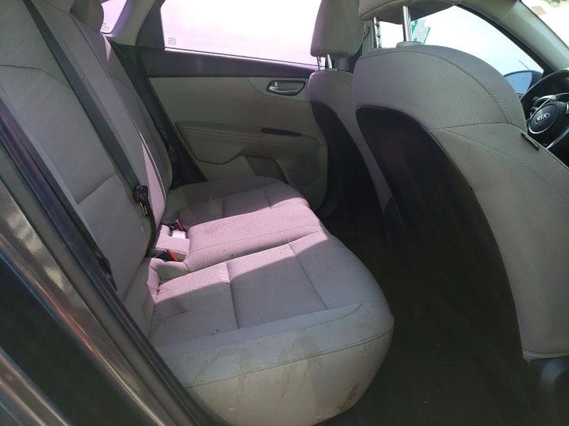 2021 KIA FORTE LXS 10