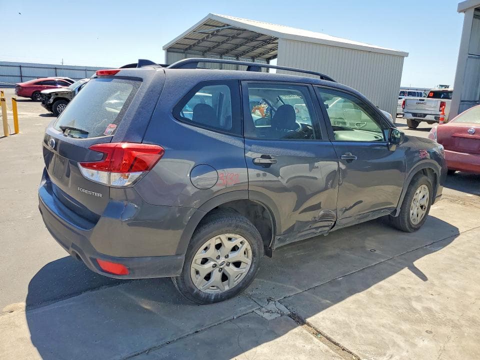2021 SUBARU FORESTER 3