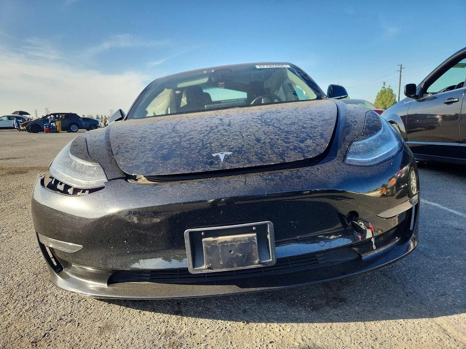 2018 TESLA MODEL 3 5