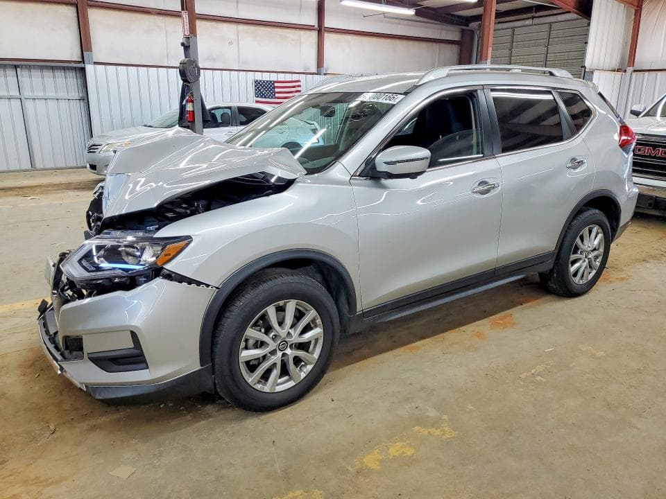 2017 NISSAN ROGUE SV - 1