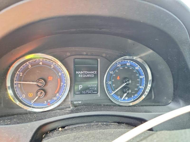 2019 TOYOTA COROLLA LE 9