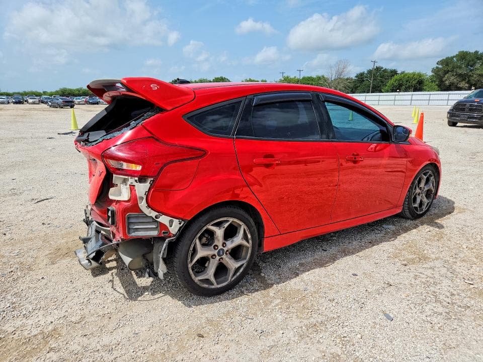 2017 FORD FOCUS ST 3