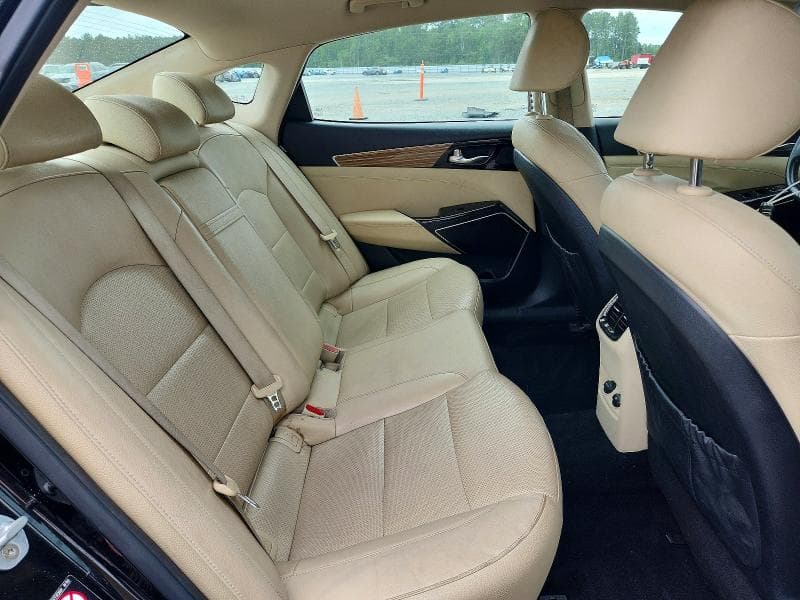 2017 KIA CADENZA PREMIUM 10