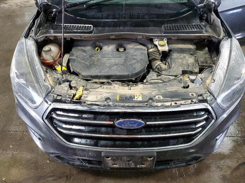 2017 FORD ESCAPE SE 11
