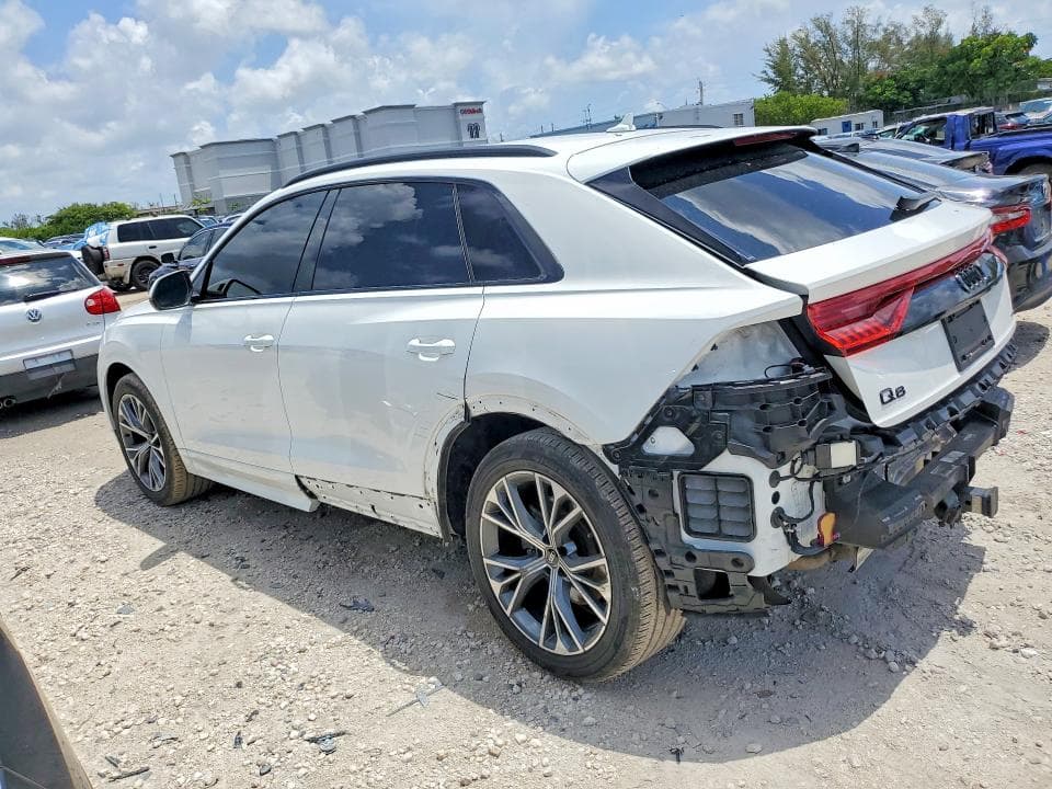 2021 AUDI Q8 PREMIUM 2
