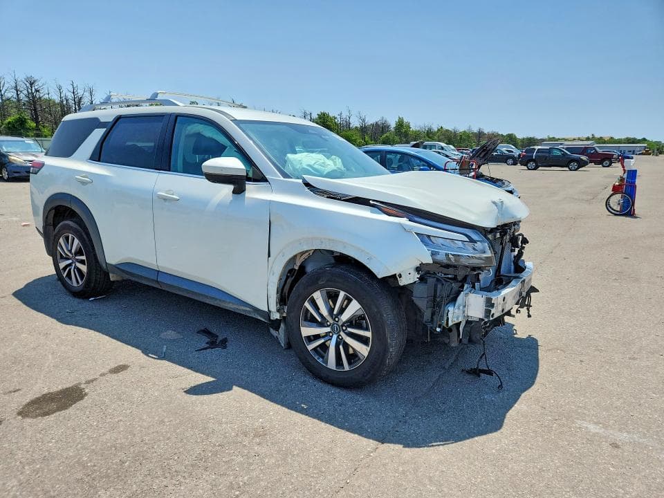 2023 NISSAN PATHFINDER SL 4