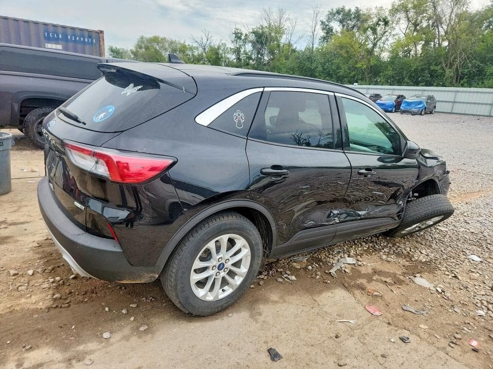 2020 FORD ESCAPE SE 3
