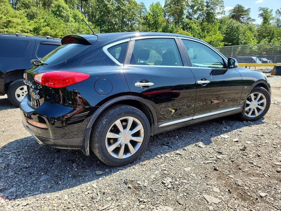 2017 INFINITI QX50 BASE 3