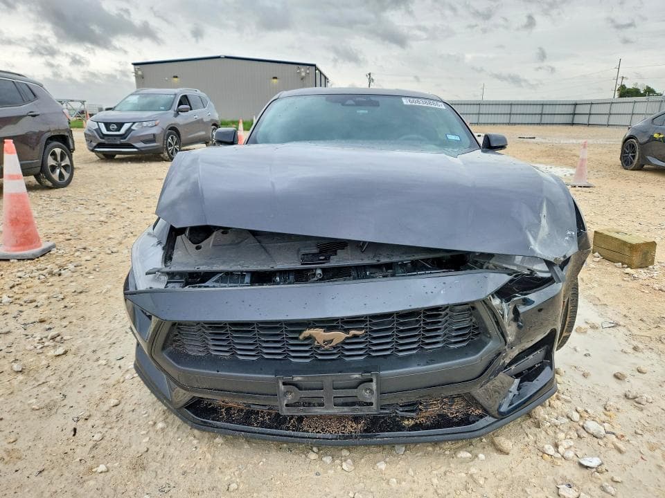2024 FORD MUSTANG 5