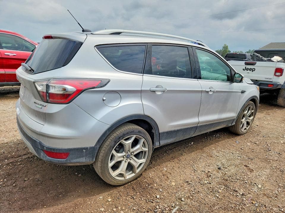 2017 FORD ESCAPE TITANIUM 3