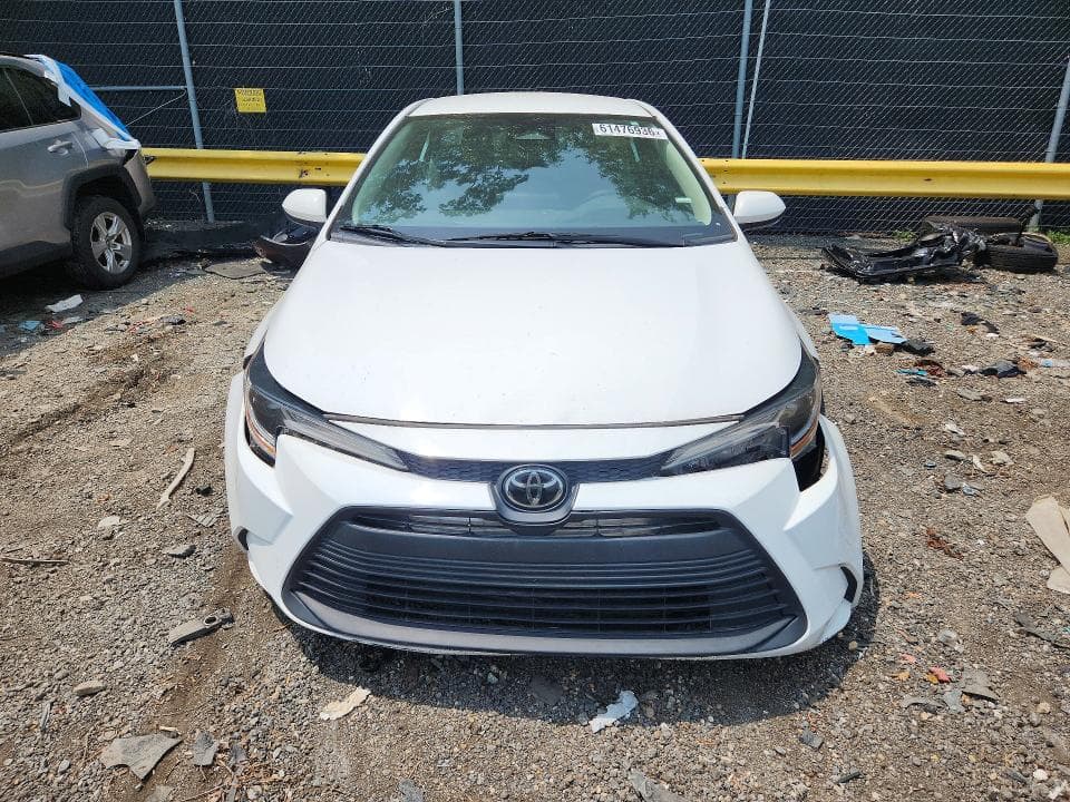 2023 TOYOTA COROLLA LE 5