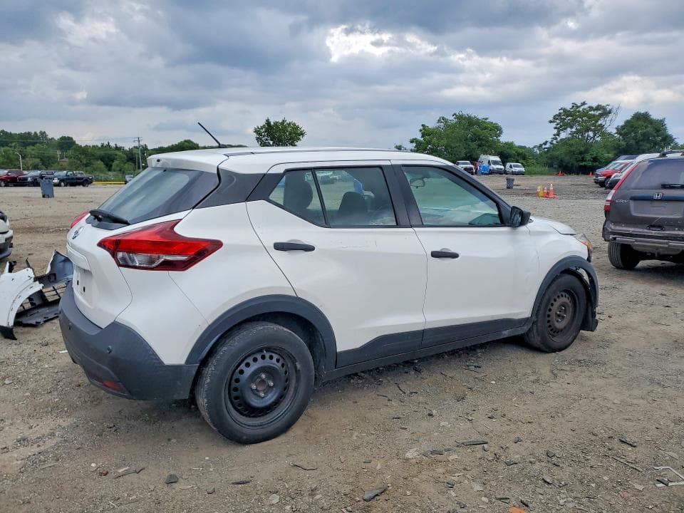 2020 NISSAN KICKS S 3