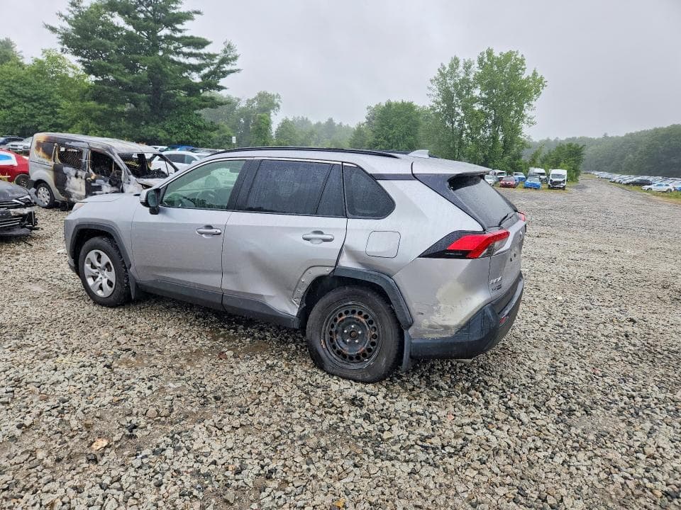 2019 TOYOTA RAV4 LE 2