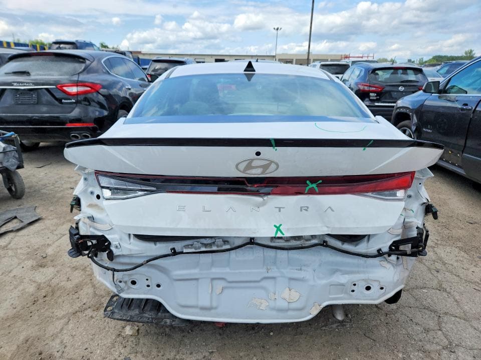 2025 HYUNDAI ELANTRA SEL SPORT 6