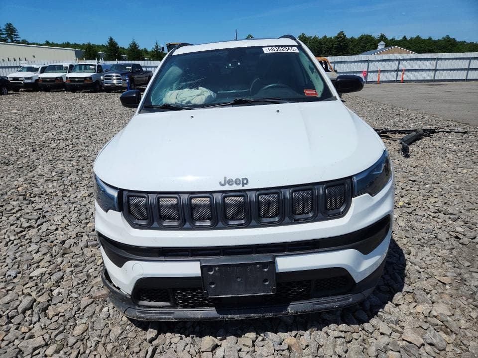 2022 JEEP COMPASS LATITUDE LUX 5