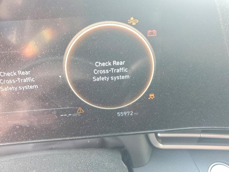 2023 HYUNDAI ELANTRA SEL 9