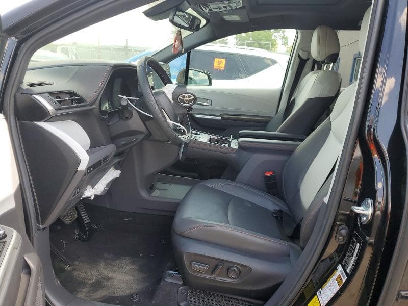 2024 TOYOTA SIENNA XSE 7