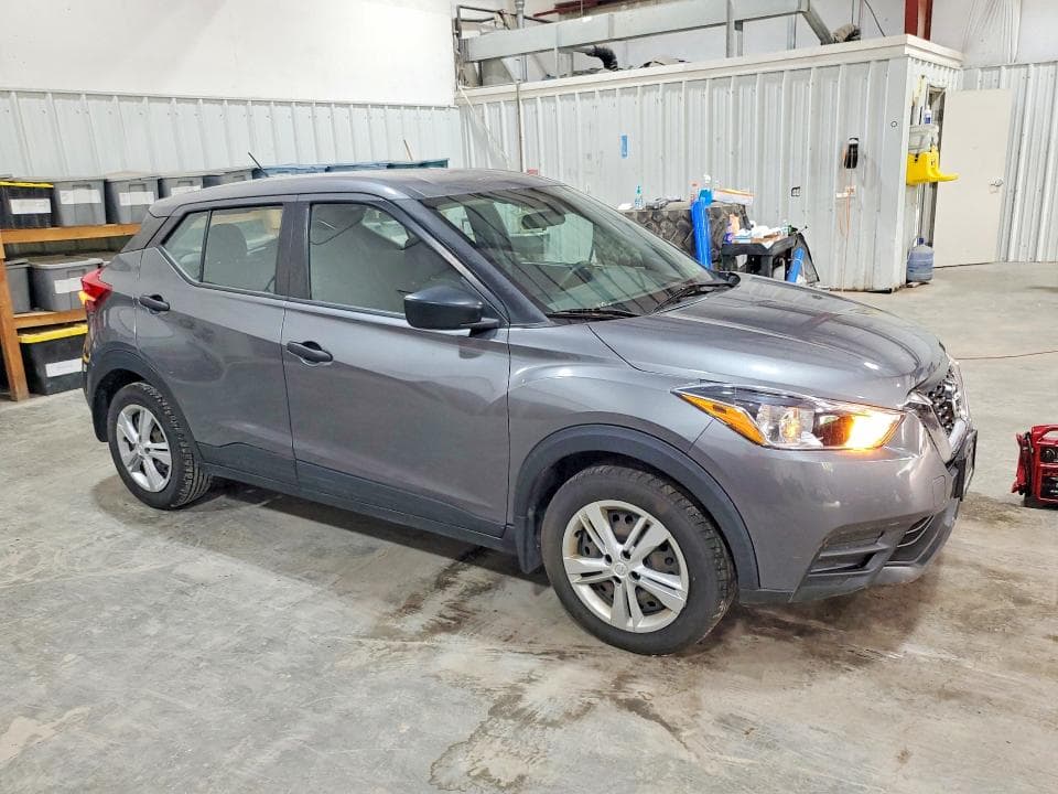 2020 NISSAN KICKS S 4