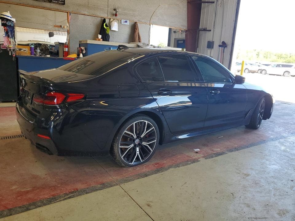 2023 BMW M550XI 3