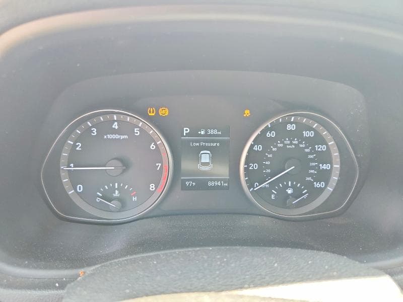2018 HYUNDAI ELANTRA GT BASE 9
