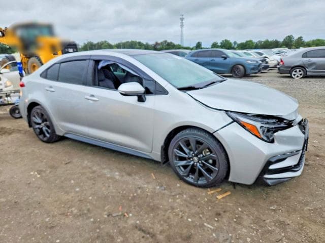 2023 TOYOTA COROLLA SE 4