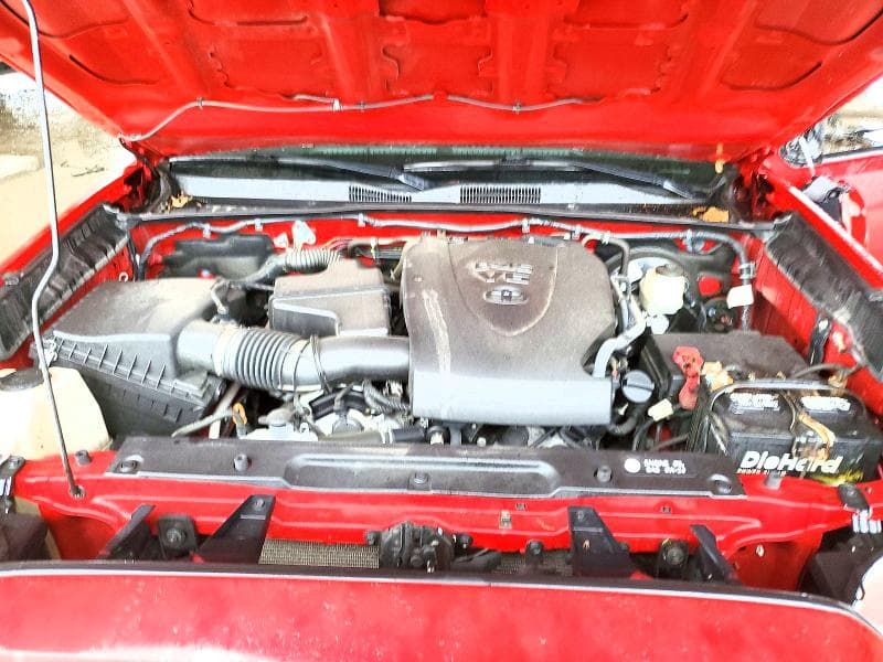 2019 TOYOTA TACOMA SR5 V6 11