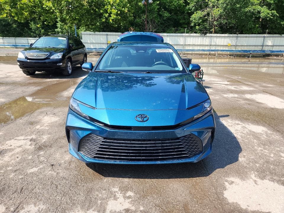 2025 TOYOTA CAMRY LE 5