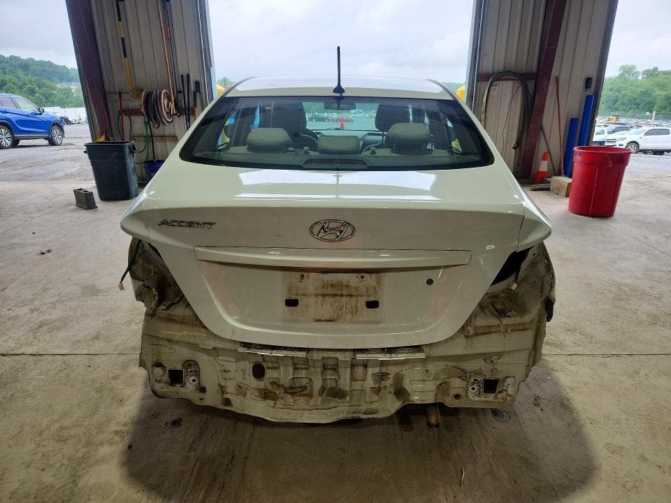 2017 HYUNDAI ACCENT SE 6