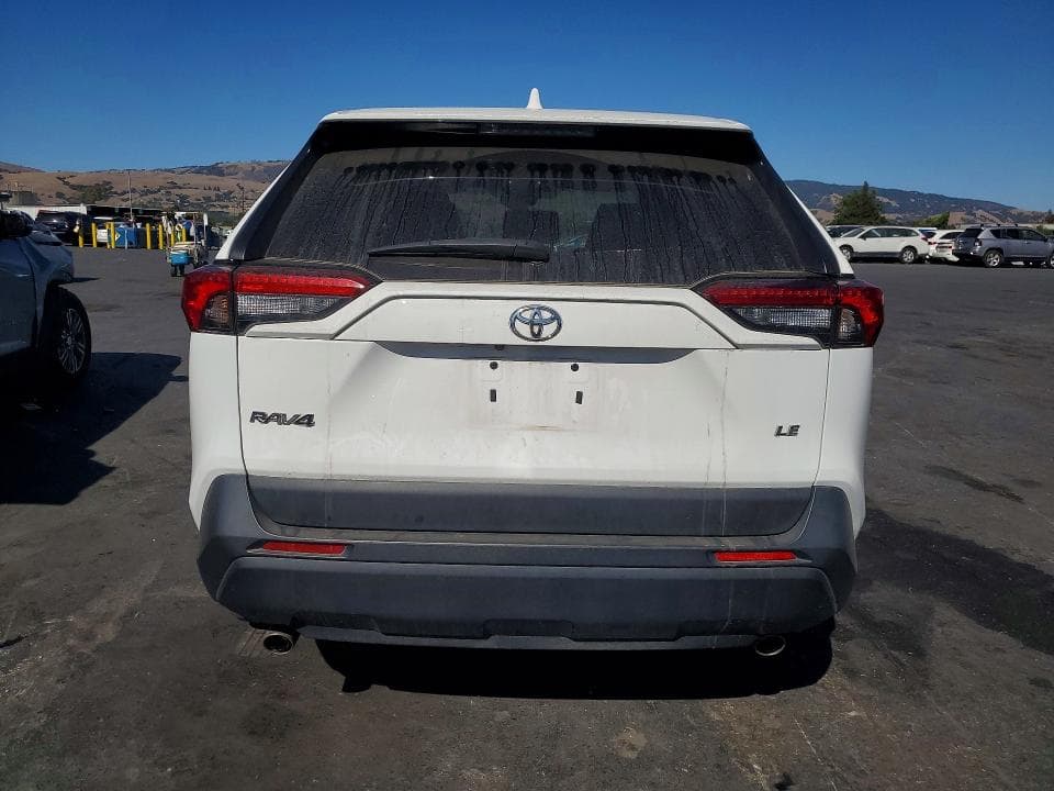 2023 TOYOTA RAV4 LE 6