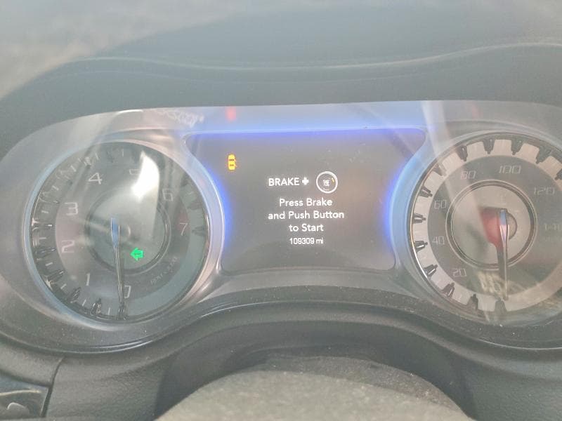 2019 CHRYSLER 300 S 9