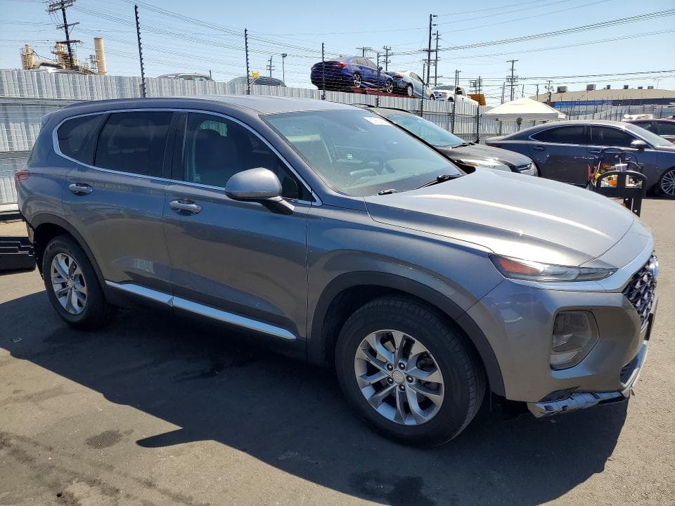 2019 HYUNDAI SANTA FE SE 4