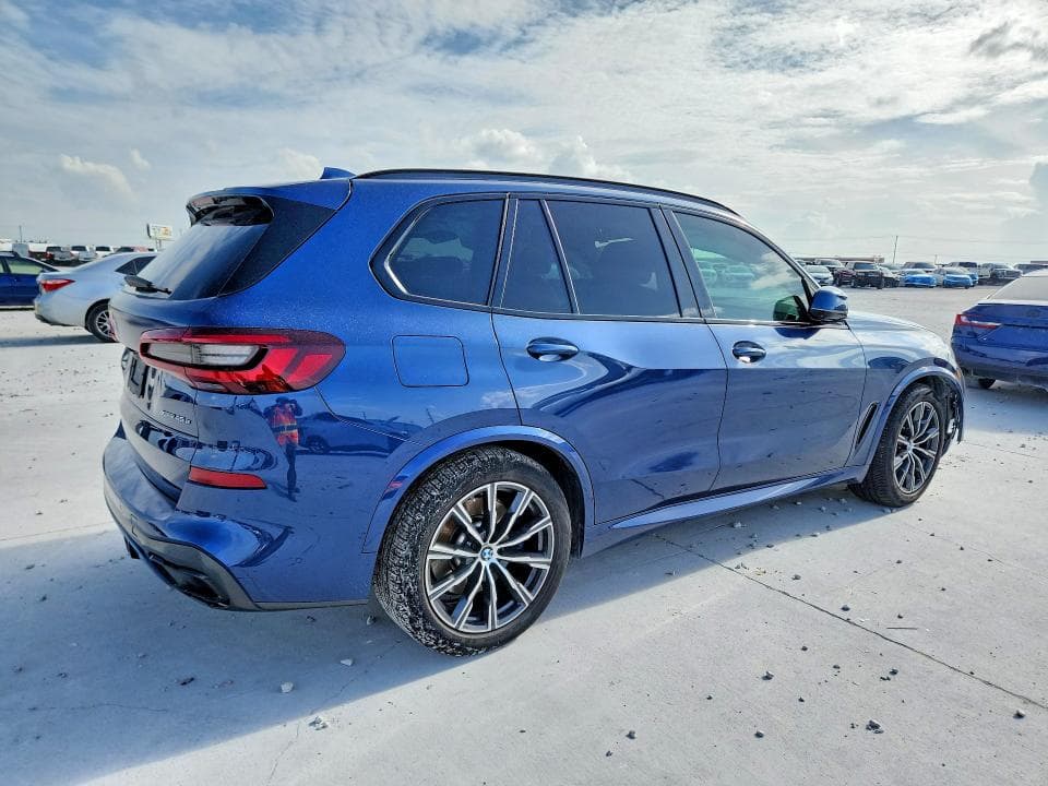 2021 BMW X5 XDRIVE45E 3