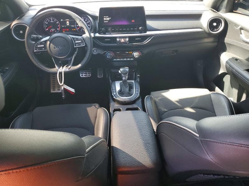 2024 KIA FORTE GT LINE 8