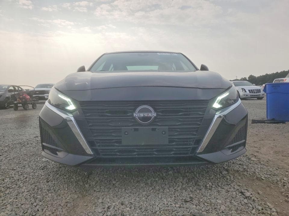 2023 NISSAN ALTIMA S 5