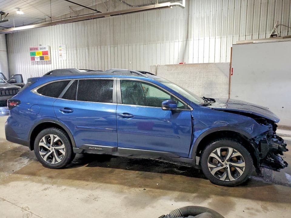 2022 SUBARU OUTBACK LIMITED 4