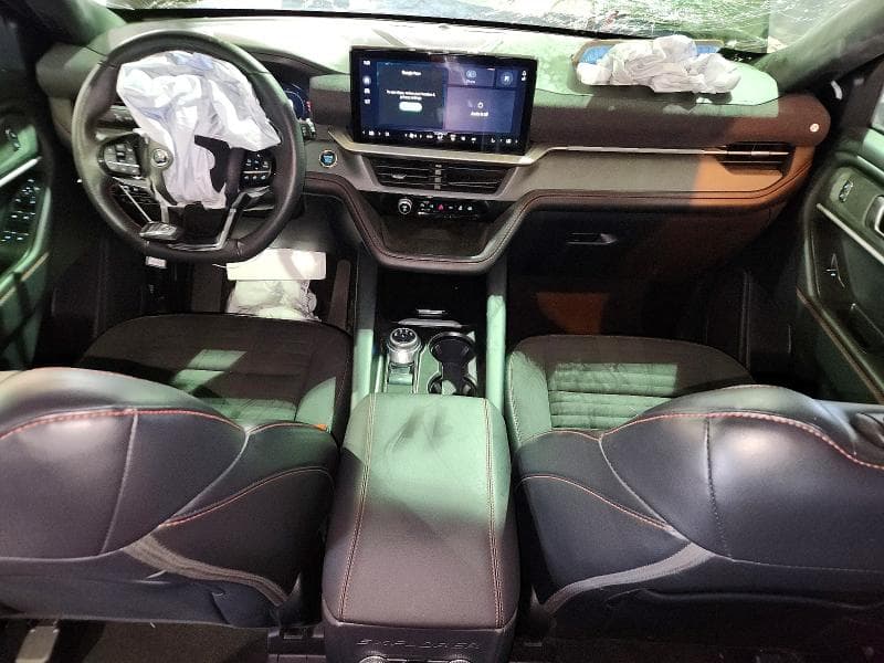 2025 FORD EXPLORER ST-LINE 8